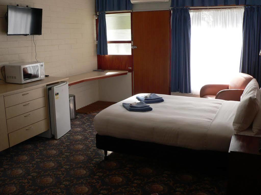 Ship Inn Motel Yarram Esterno foto