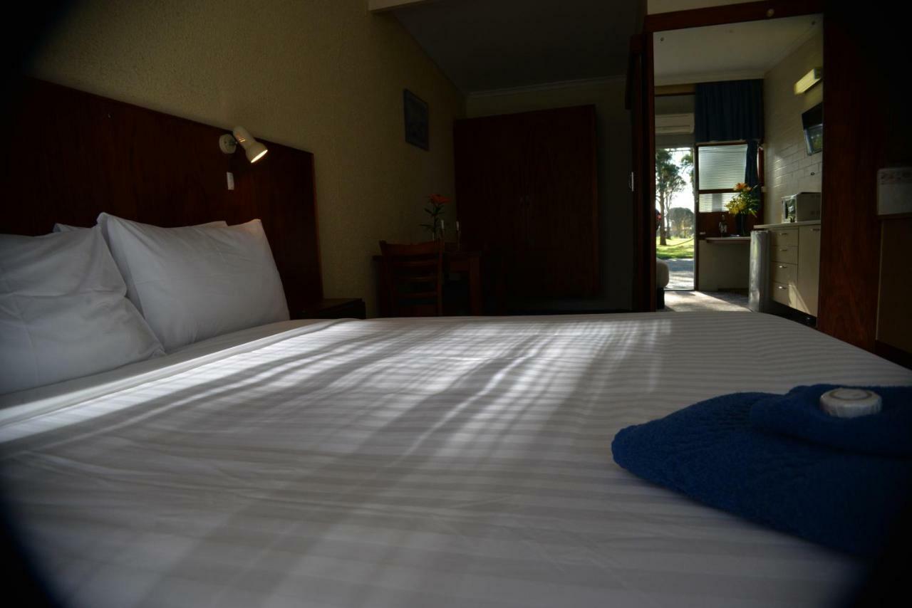 Ship Inn Motel Yarram Esterno foto